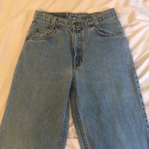 vintage mom jeans (levis 550)